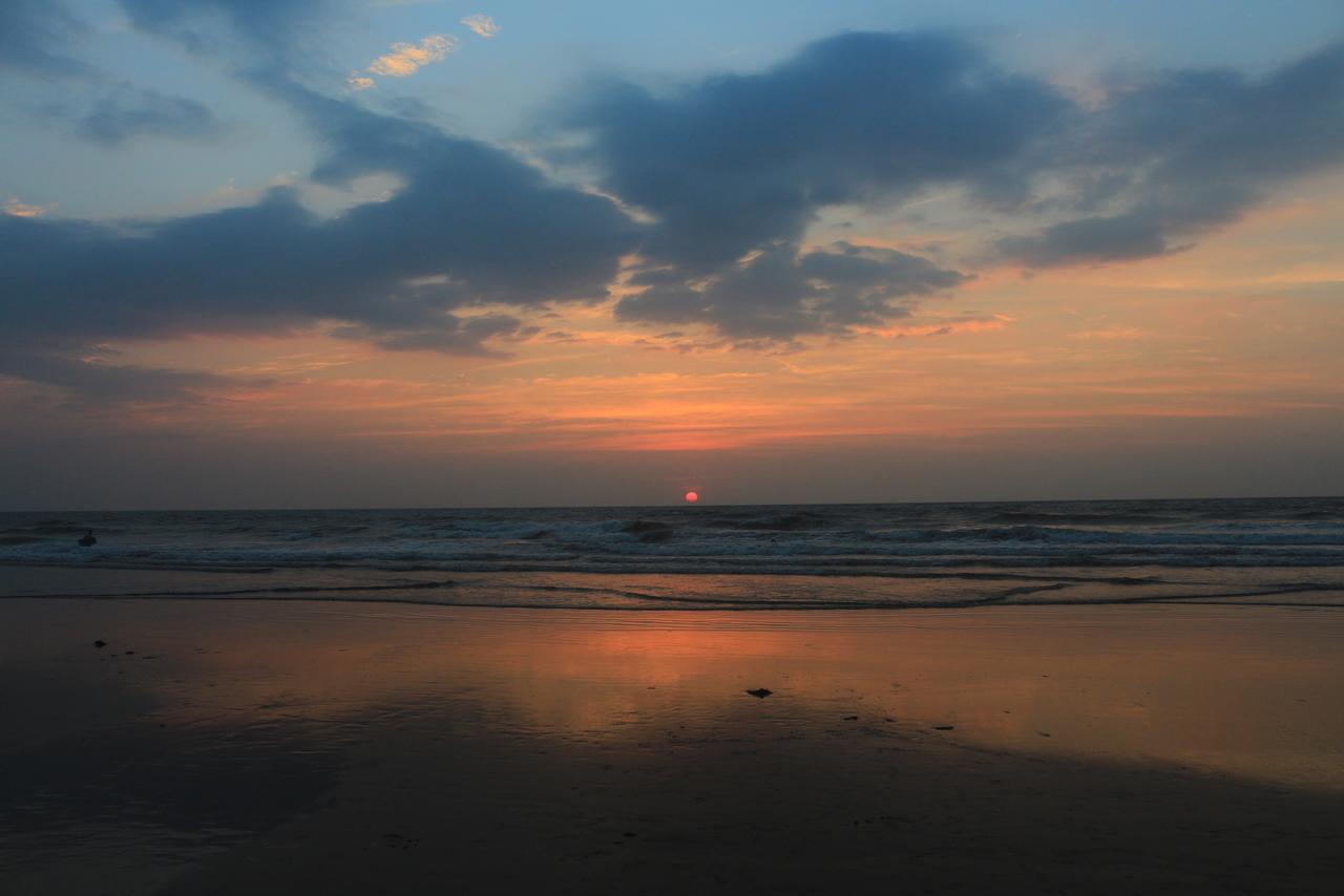 Huts On Arambol Beach 外观 照片